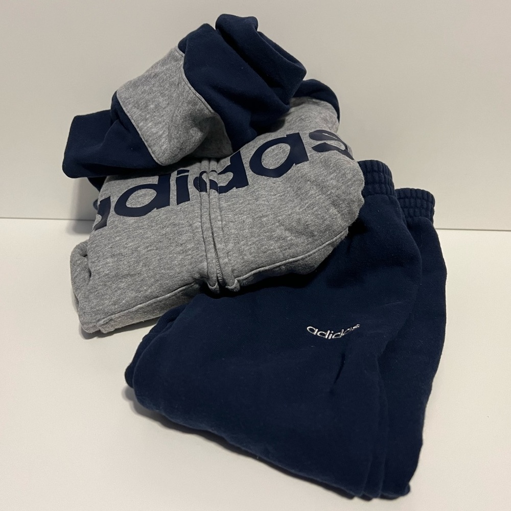 Boys adidas 2 piece set